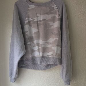 American Eagle Outfitters Gray Camo Sweater